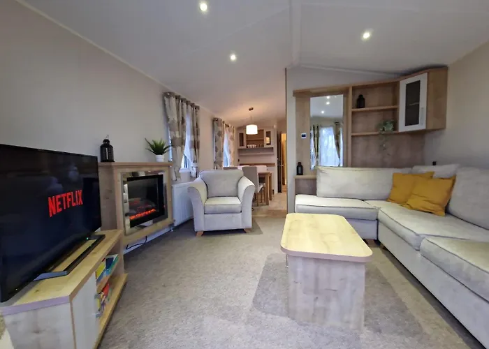 Beautiful Caravan Near Edinburgh Nr 9