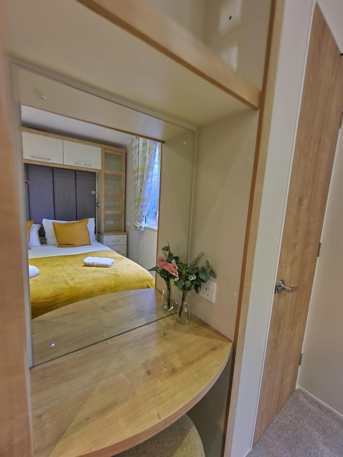 Beautiful Caravan Near Edinburgh Nr 9 Campsite Port Seton